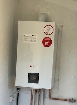 instalacion-de-caldera-saunier-duval-thema-condens-mi26-en torrelodones-intertermica